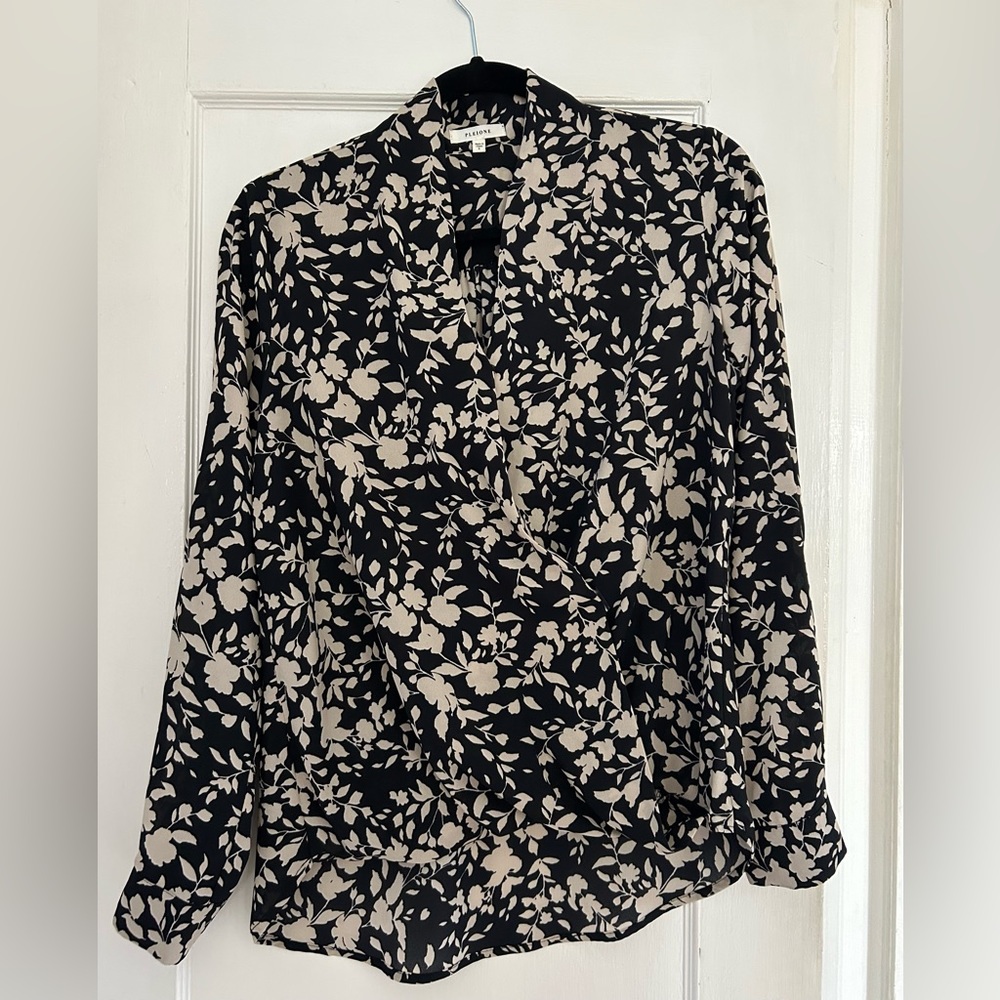 Pleione’s from Nordstrom Rack | Women’s wrap blouse. Size small